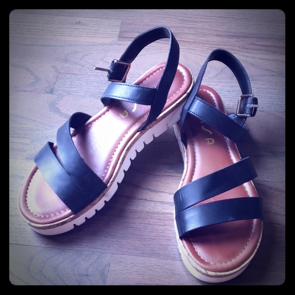 Unisa Brok platform sandal